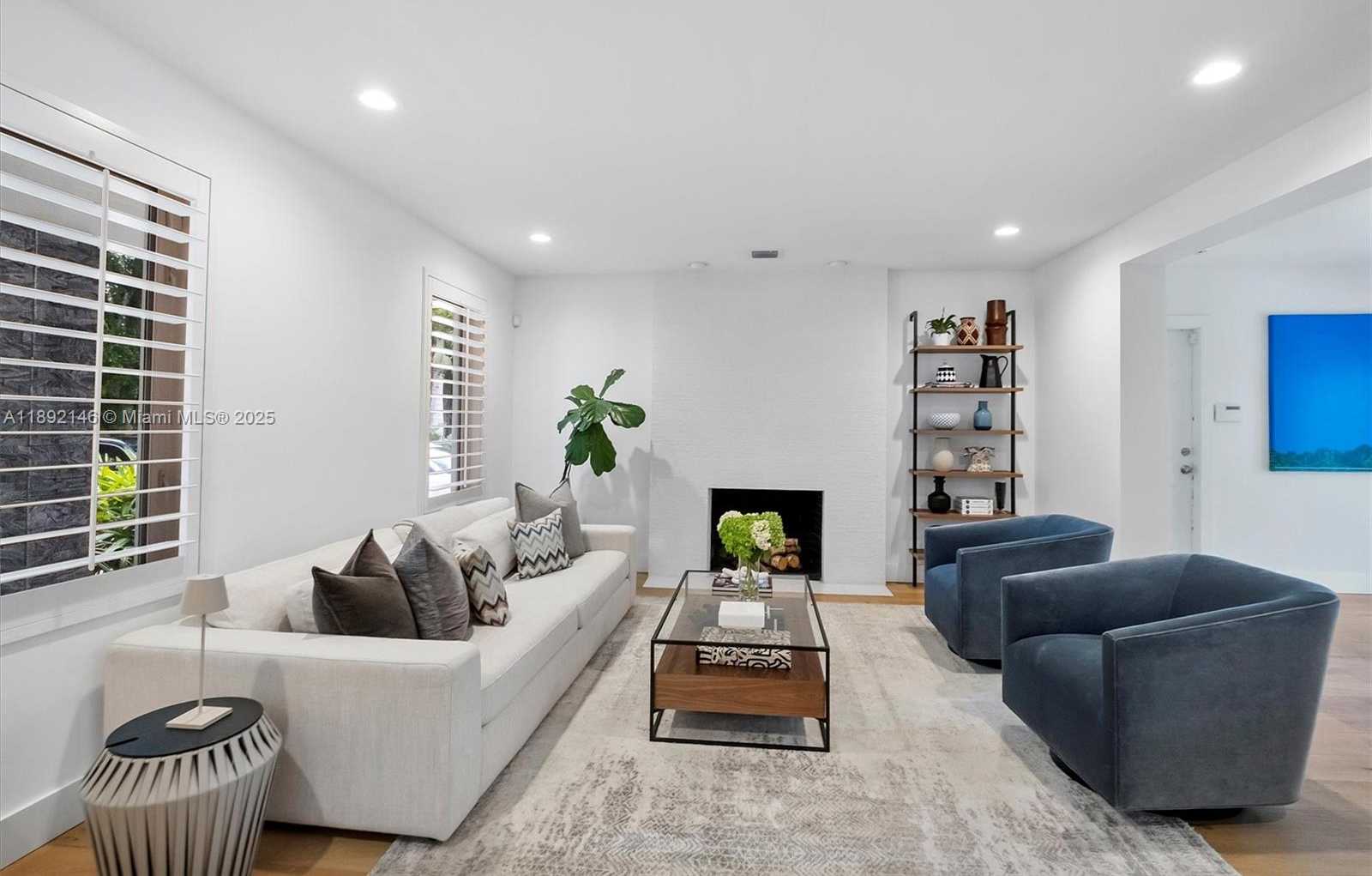 Small Image of 1525 MANTUA AVE, Coral Gables Number 5