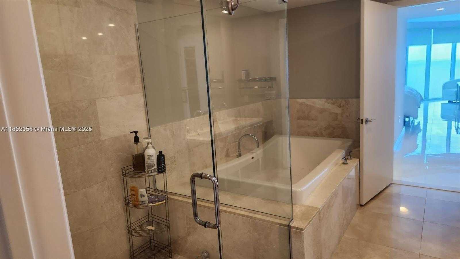 Small Image of 17001 COLLINS AVE #3705, Sunny Isles Beach Number 19