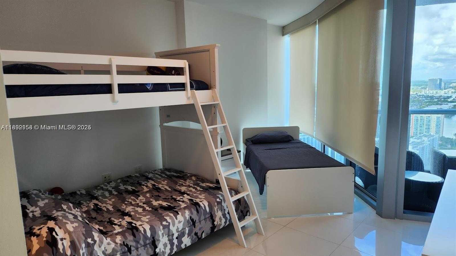 Small Image of 17001 COLLINS AVE #3705, Sunny Isles Beach Number 21