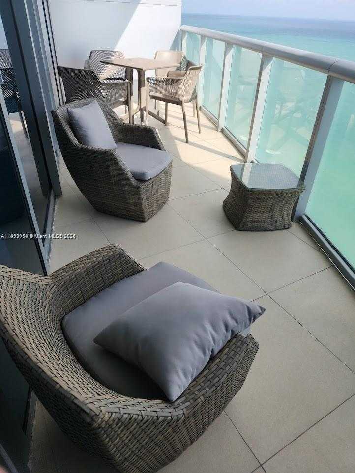 Small Image of 17001 COLLINS AVE #3705, Sunny Isles Beach Number 23