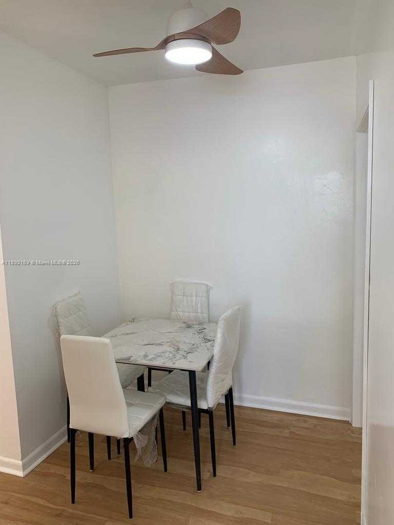 Small Image of 545 MICHIGAN AVE #3, Miami Beach Number 10