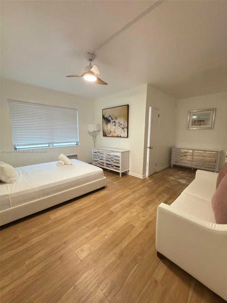 Small Image of 545 MICHIGAN AVE #3, Miami Beach Number 22