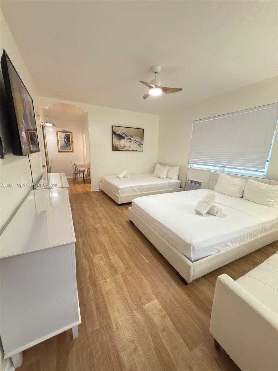 Small Image of 545 MICHIGAN AVE #3, Miami Beach Number 26