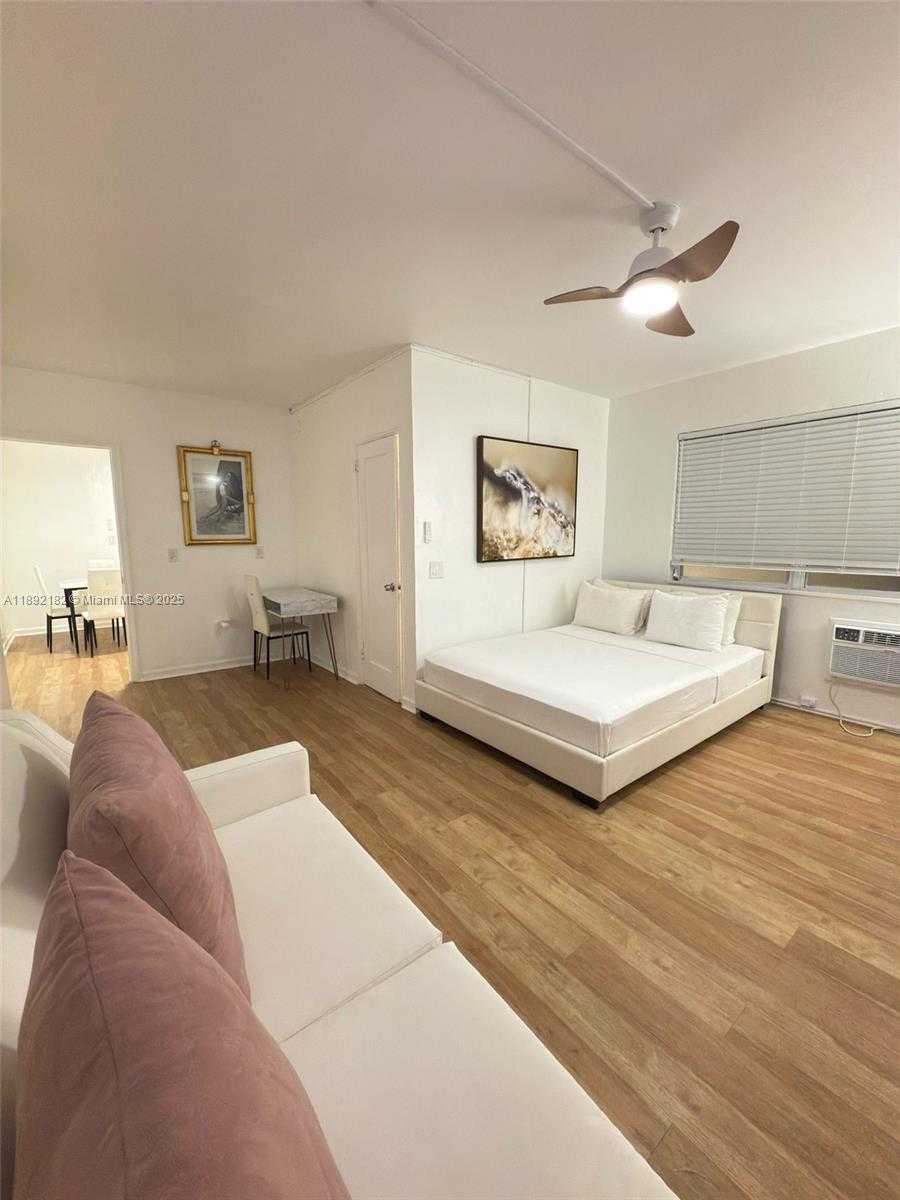 Small Image of 545 MICHIGAN AVE #4, Miami Beach Number 23