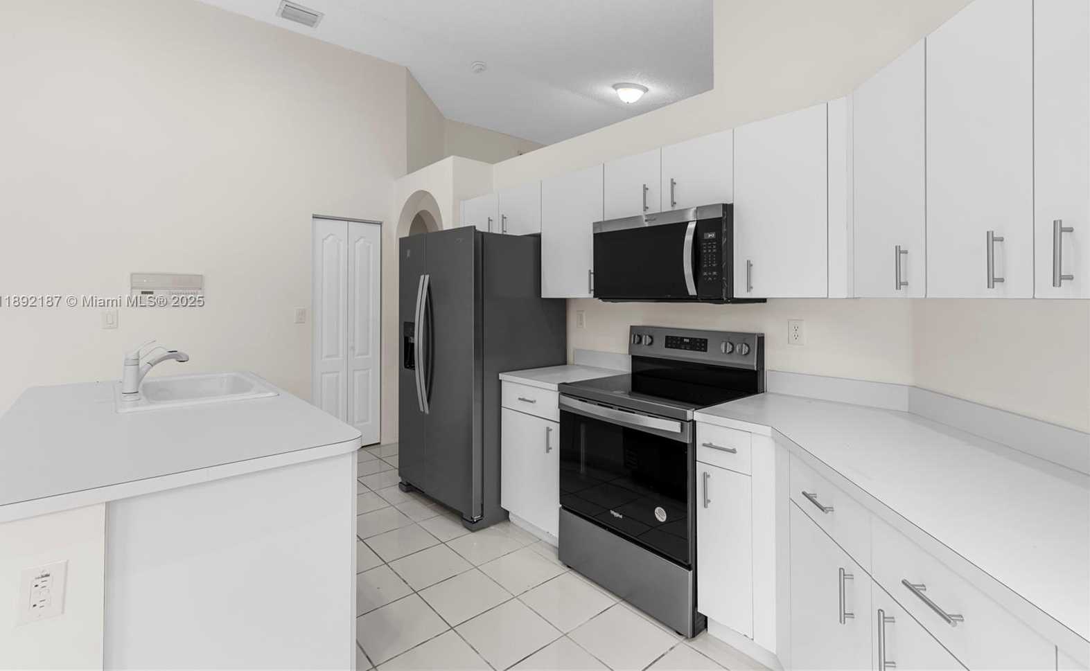 Small Image of 9934 NORTH WEST 30TH ST, Doral Number 11