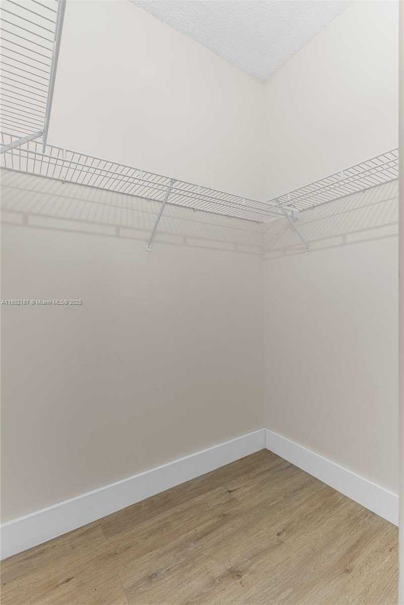Small Image of 9934 NORTH WEST 30TH ST, Doral Number 19