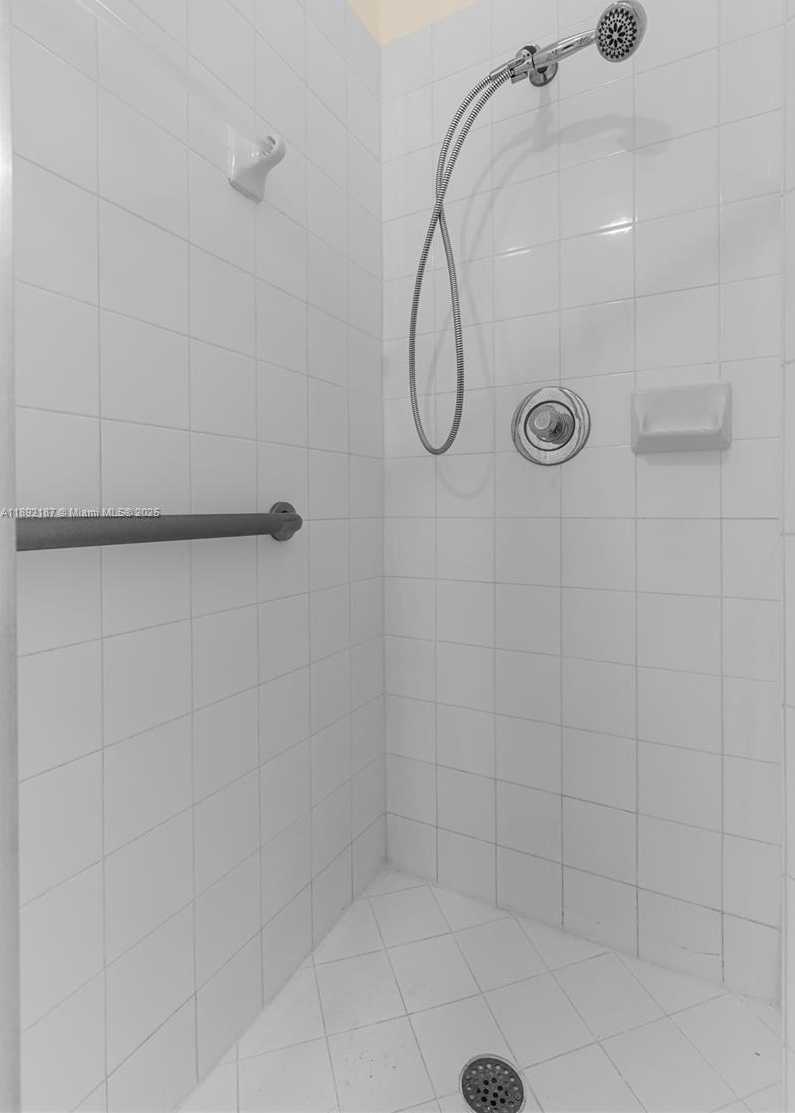 Small Image of 9934 NORTH WEST 30TH ST, Doral Number 20