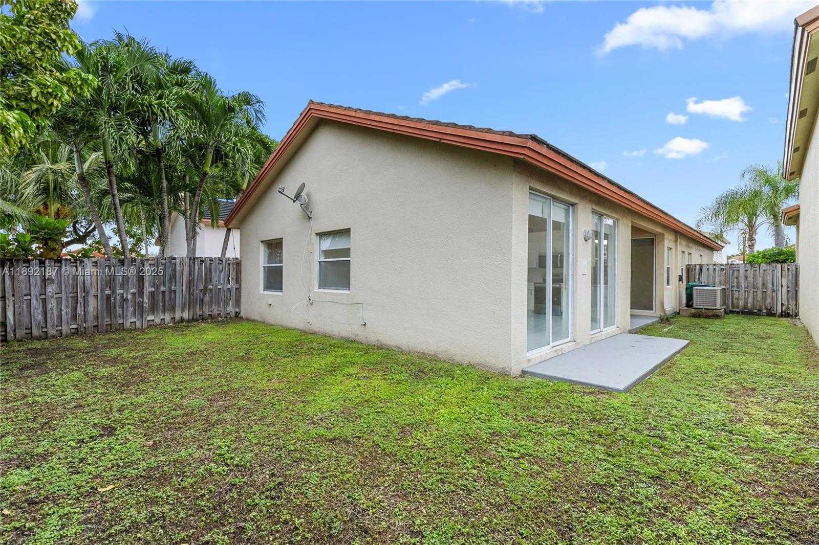 Small Image of 9934 NORTH WEST 30TH ST, Doral Number 26