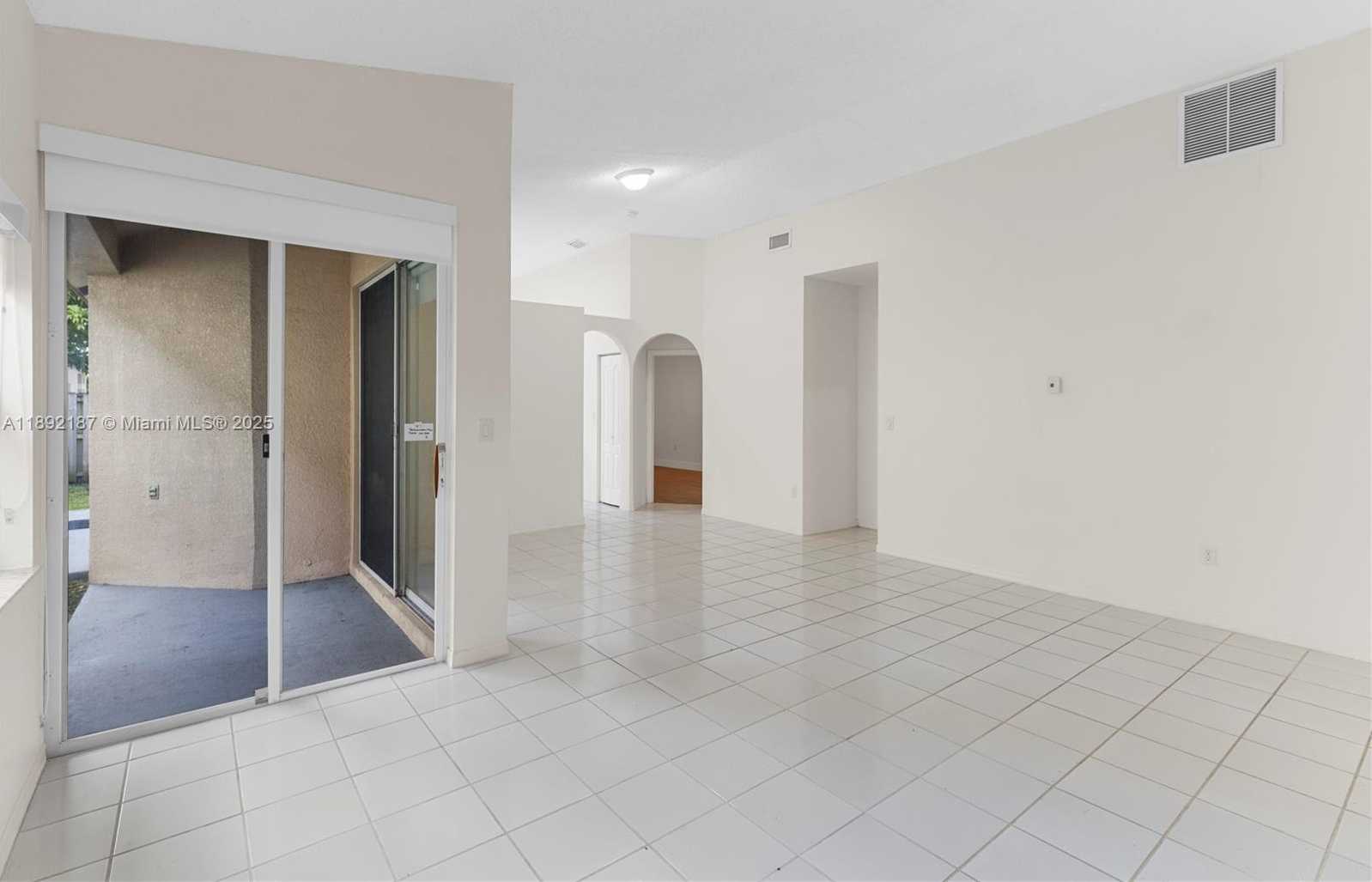 Small Image of 9934 NORTH WEST 30TH ST, Doral Number 5