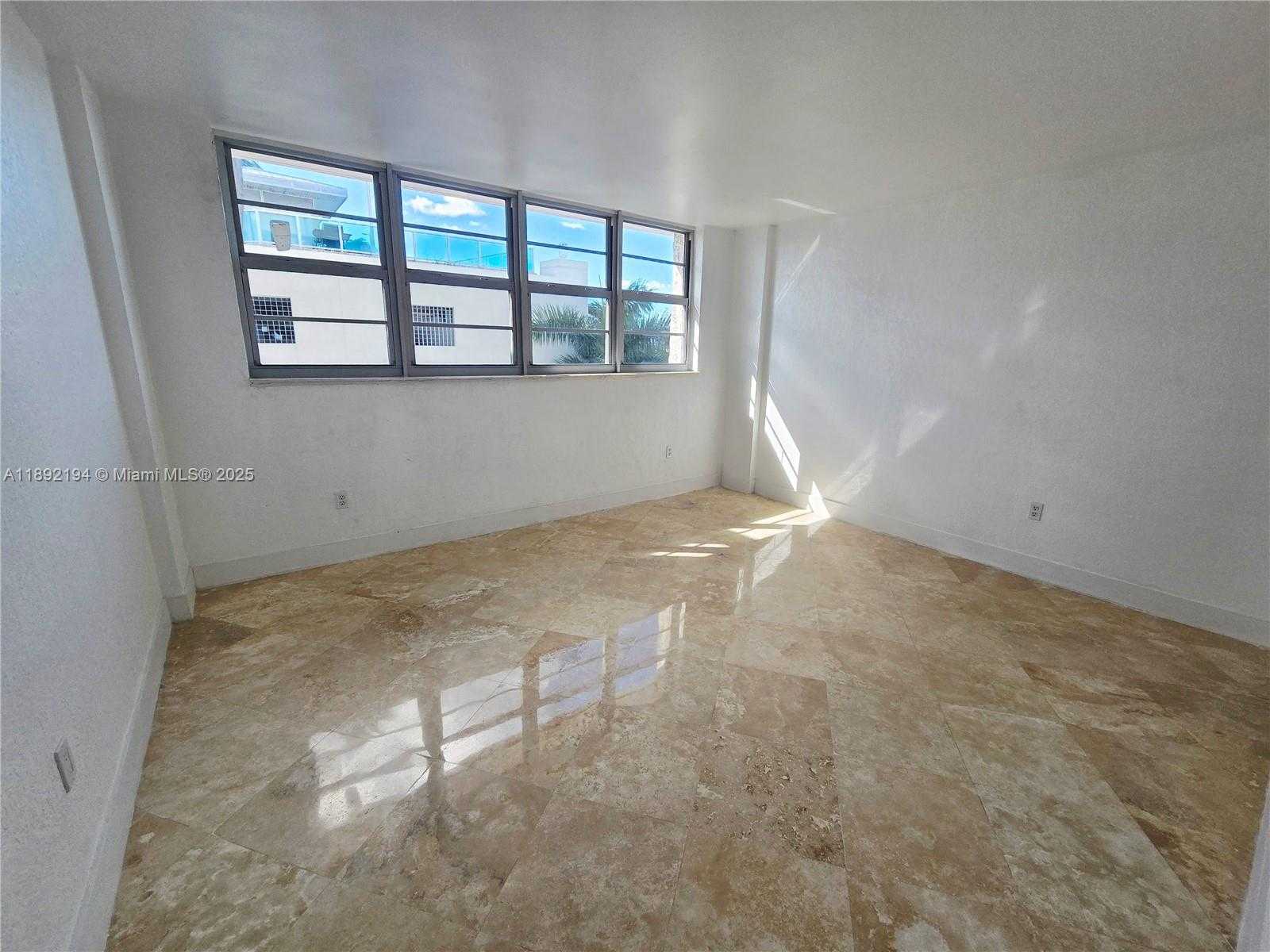 Small Image of 800 WEST AVE #510, Miami Beach Number 14