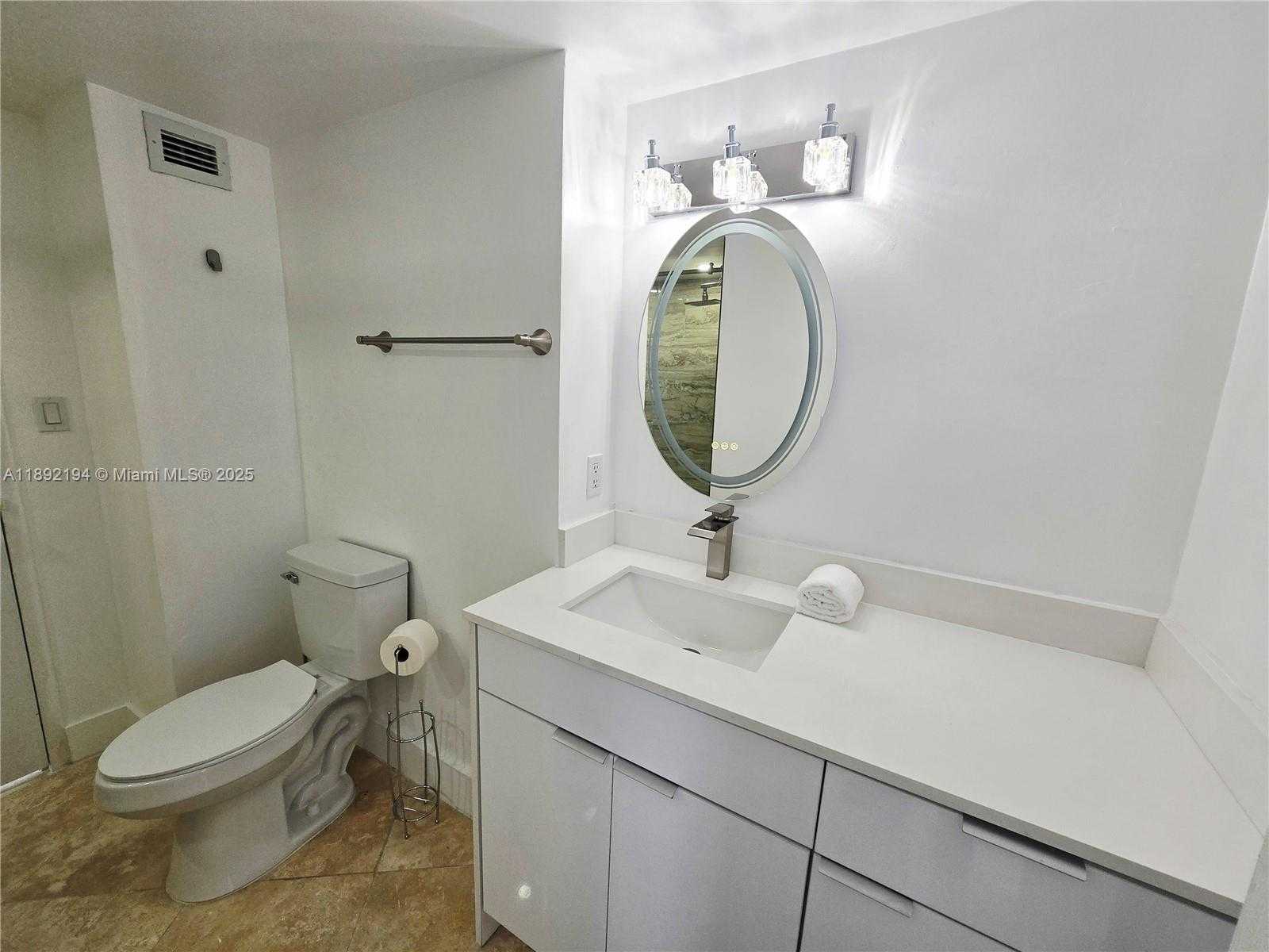 Small Image of 800 WEST AVE #510, Miami Beach Number 17