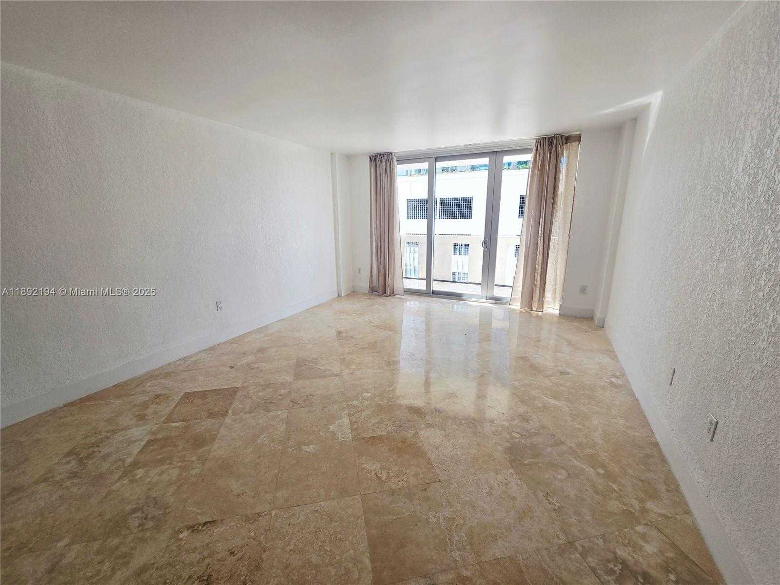 Small Image of 800 WEST AVE #510, Miami Beach Number 2