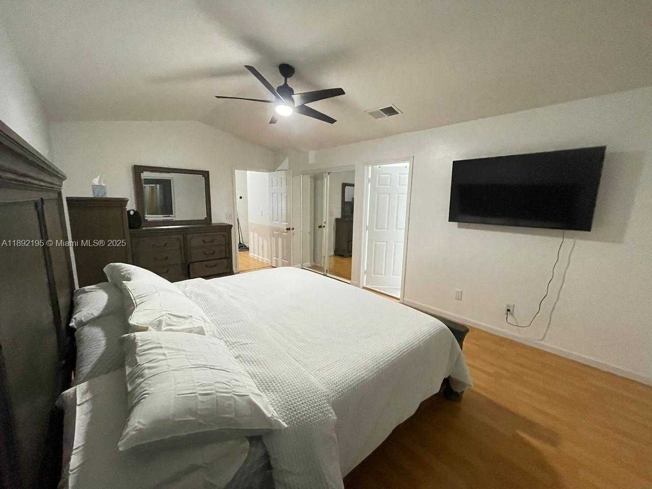 Small Image of 10470 SOUTH WEST 16TH ST, Pembroke Pines Number 13