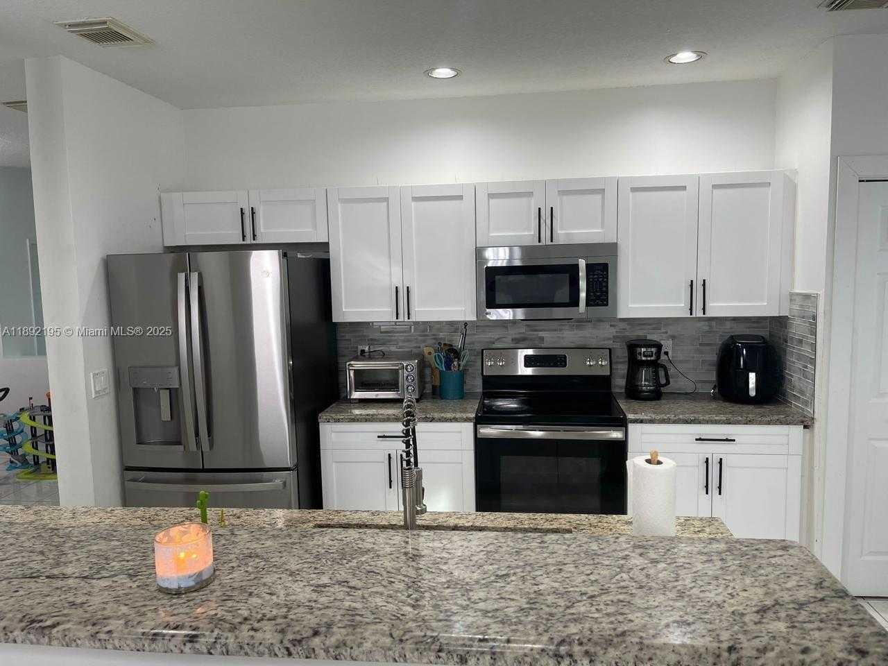 Small Image of 10470 SOUTH WEST 16TH ST, Pembroke Pines Number 9