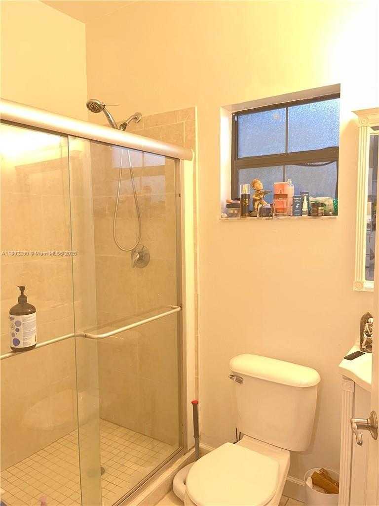Small Image of 13602 SOUTH WEST 24TH ST, Davie Number 3