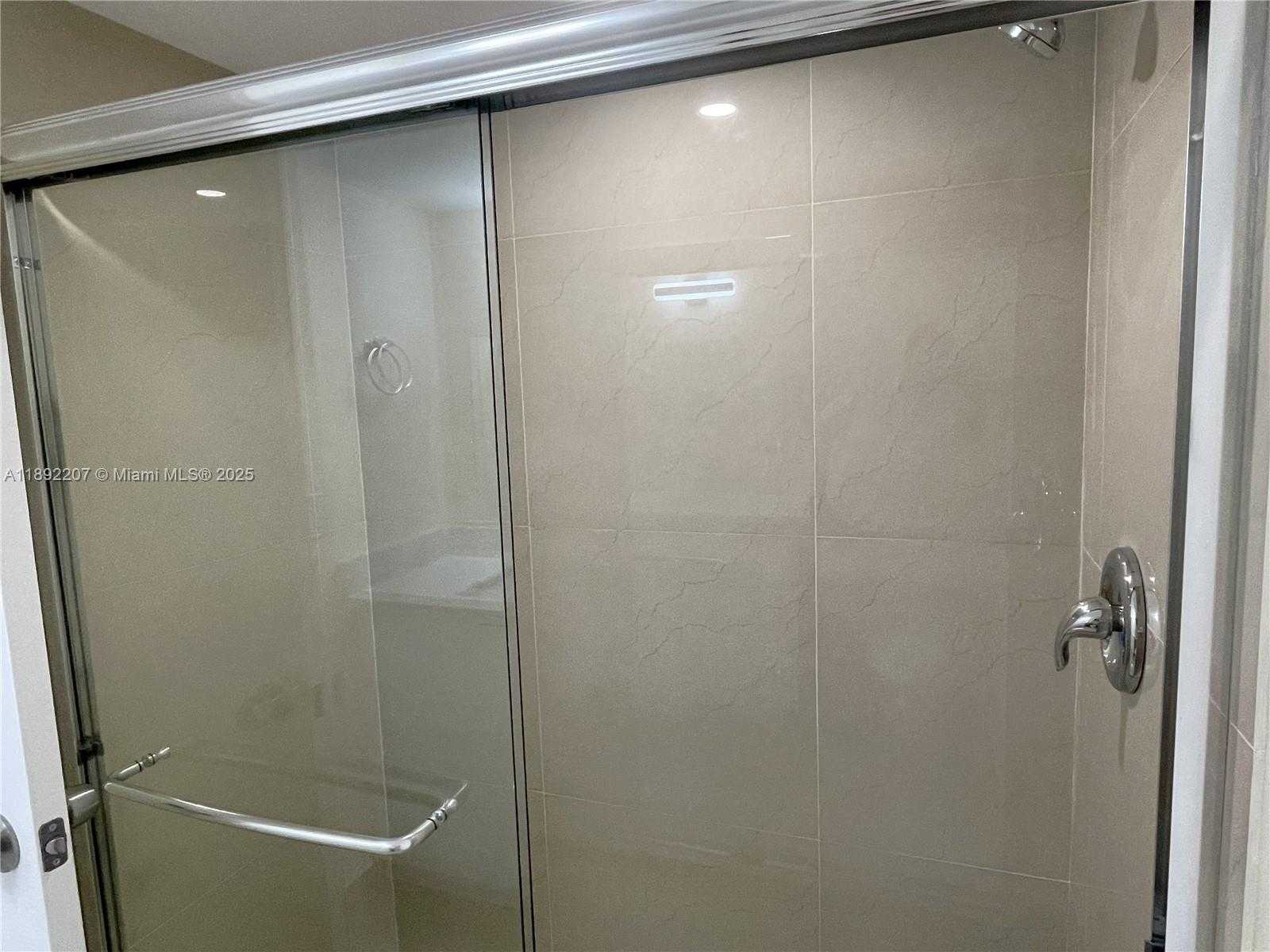 Small Image of 16950 WEST DIXIE HWY #B625, North Miami Beach Number 14