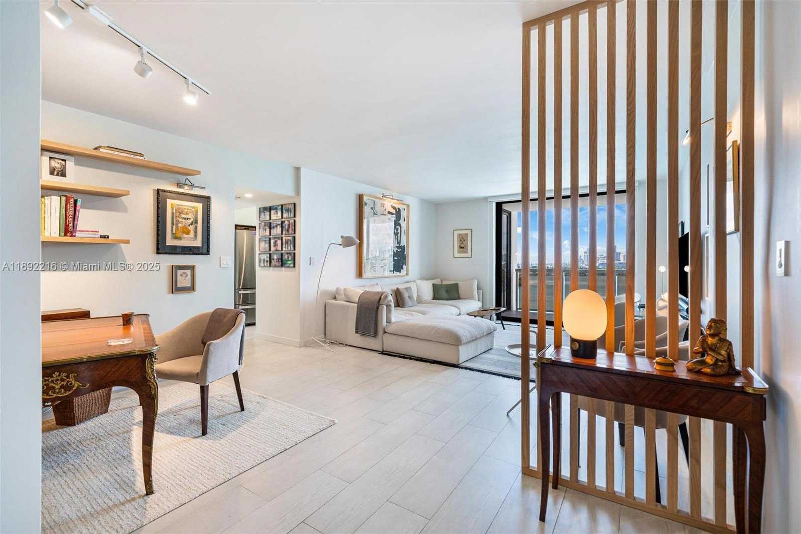 Small Image of 9 ISLAND AVE #1404, Miami Beach Number 2