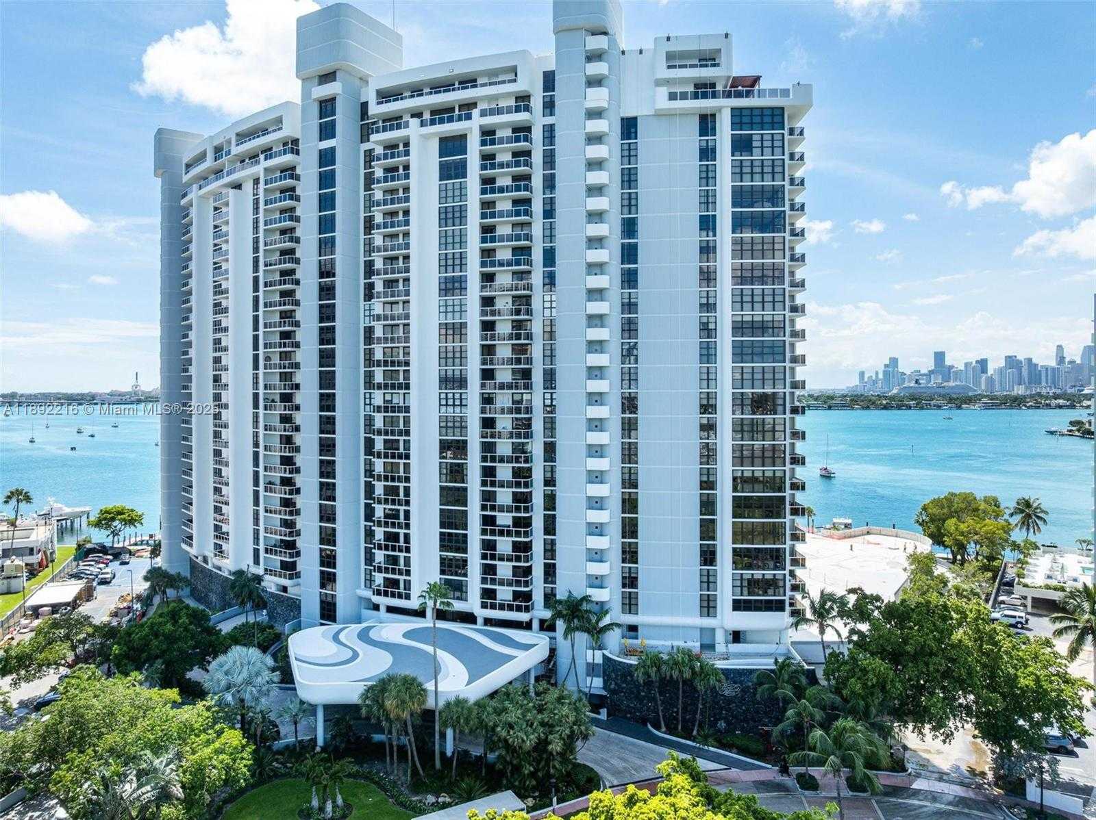 Small Image of 9 ISLAND AVE #1404, Miami Beach Number 31