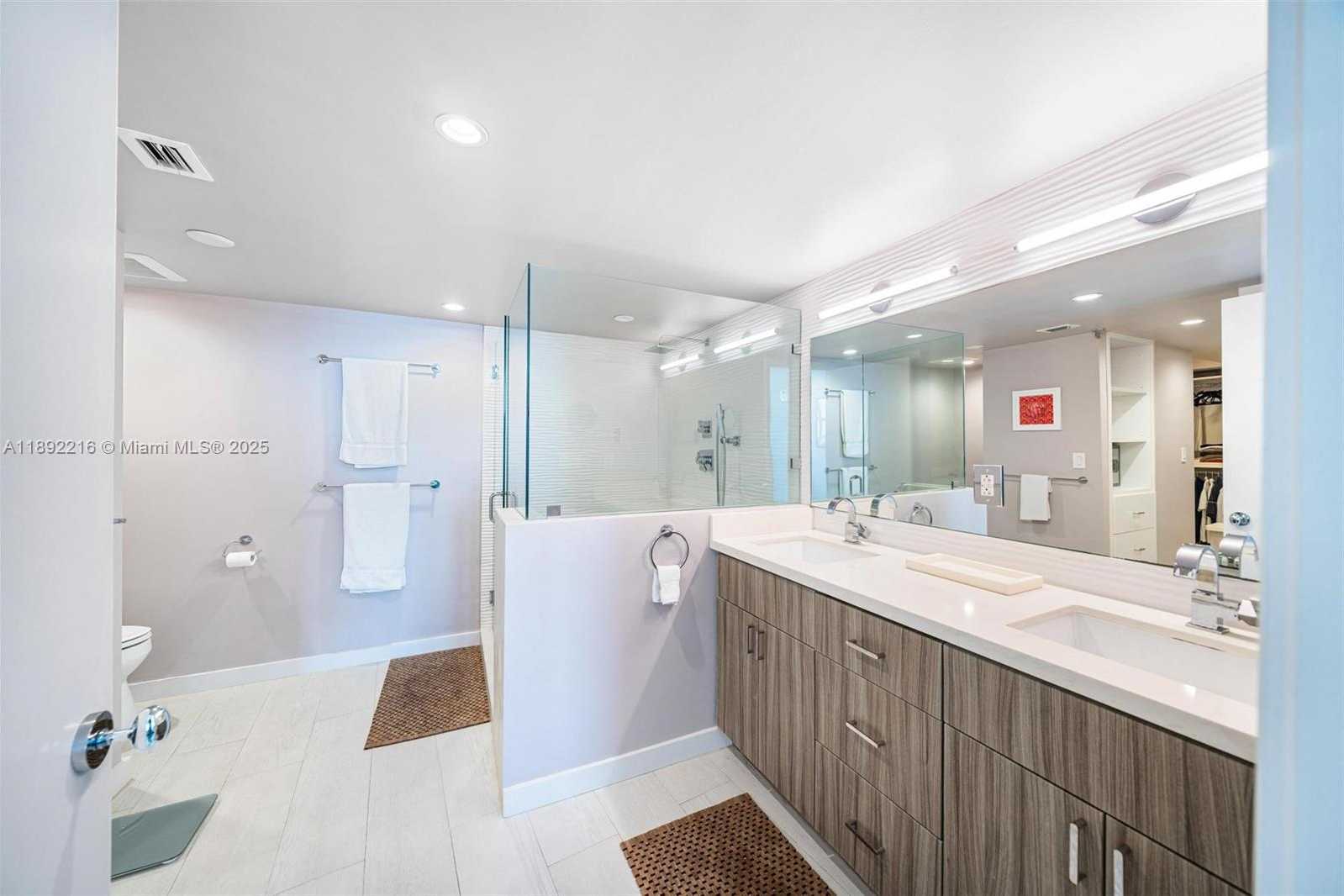 Small Image of 9 ISLAND AVE #1404, Miami Beach Number 8