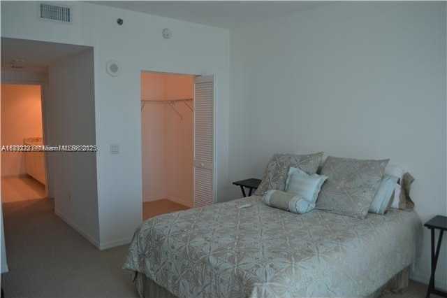 Small Image of 951 BRICKELL AVE #3810, Miami Number 11