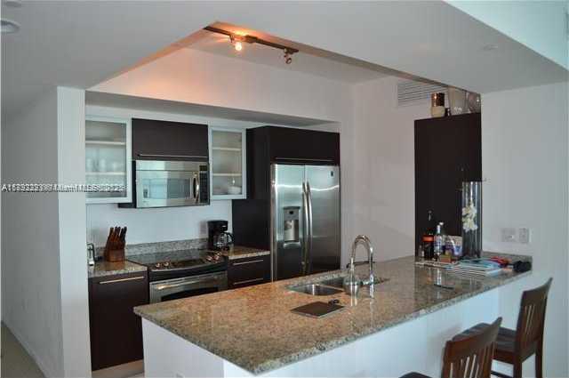 Small Image of 951 BRICKELL AVE #3810, Miami Number 4