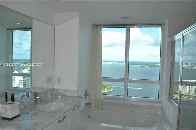 Small Image of 951 BRICKELL AVE #3810, Miami Number 7