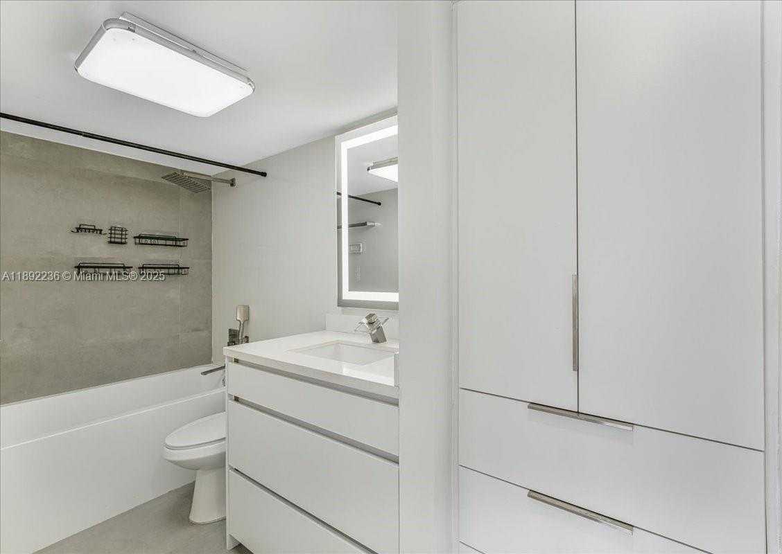Small Image of 1865 79TH ST #12G, North Bay Village Number 26