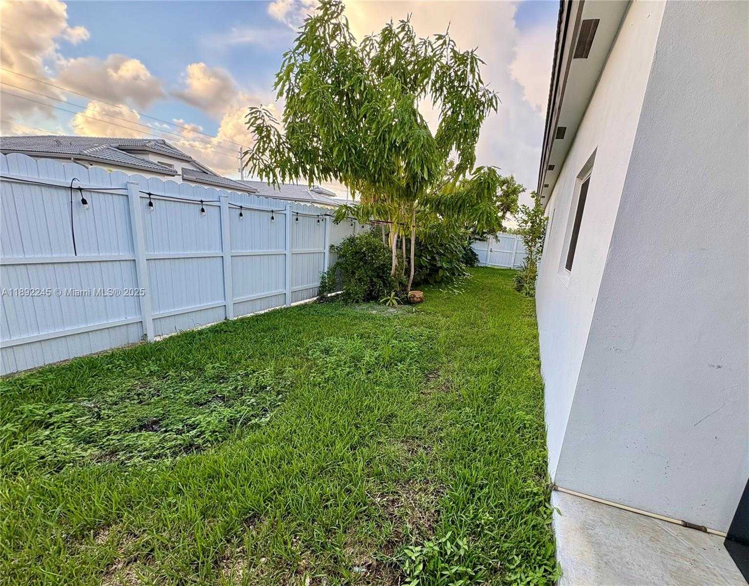 Small Image of Homestead Number 19