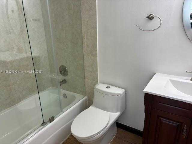 Small Image of 1420 BRICKELL BAY DR #1506D, Miami Number 18