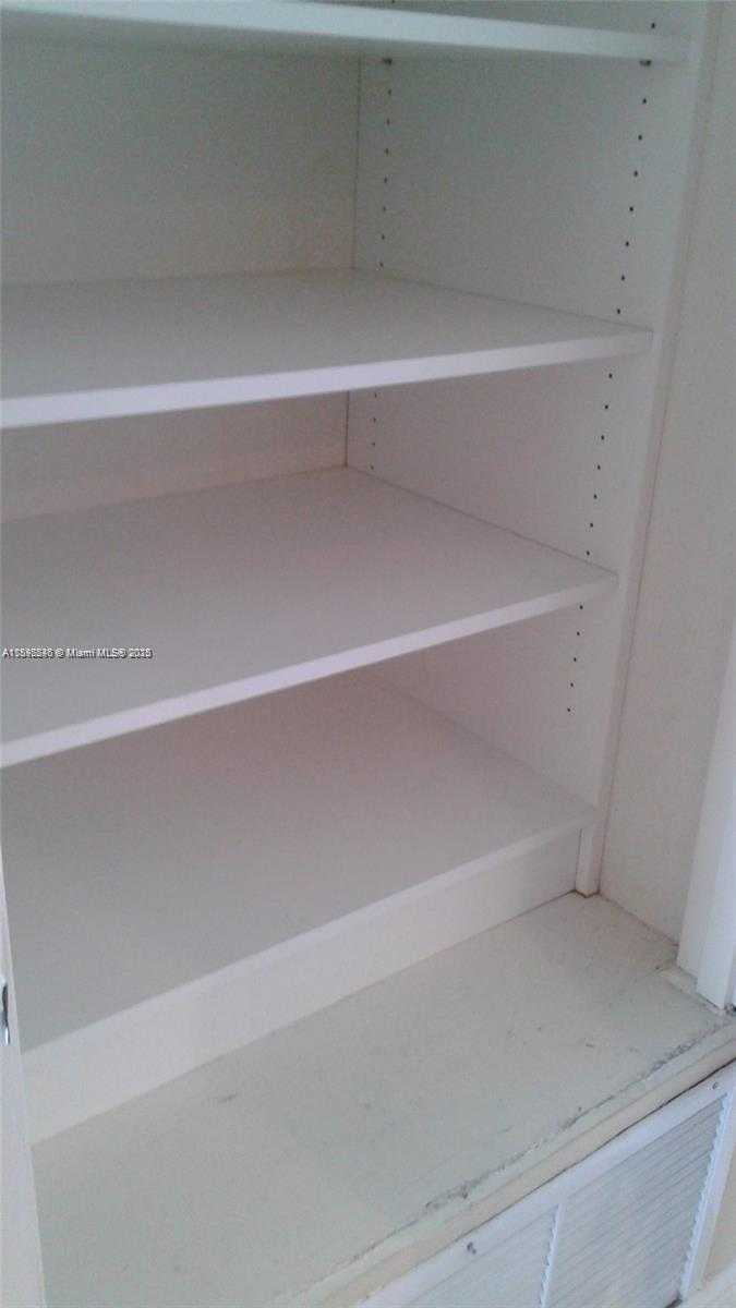 Small Image of 1420 BRICKELL BAY DR #1506D, Miami Number 30