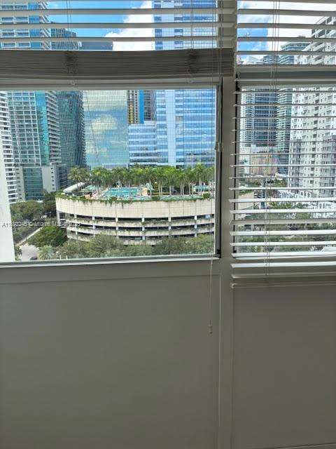Small Image of 1420 BRICKELL BAY DR #1506D, Miami Number 64