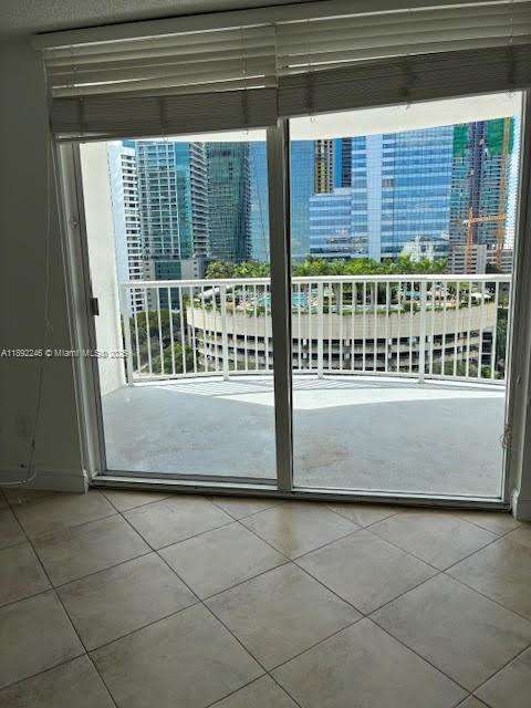 Small Image of 1420 BRICKELL BAY DR #1506D, Miami Number 70