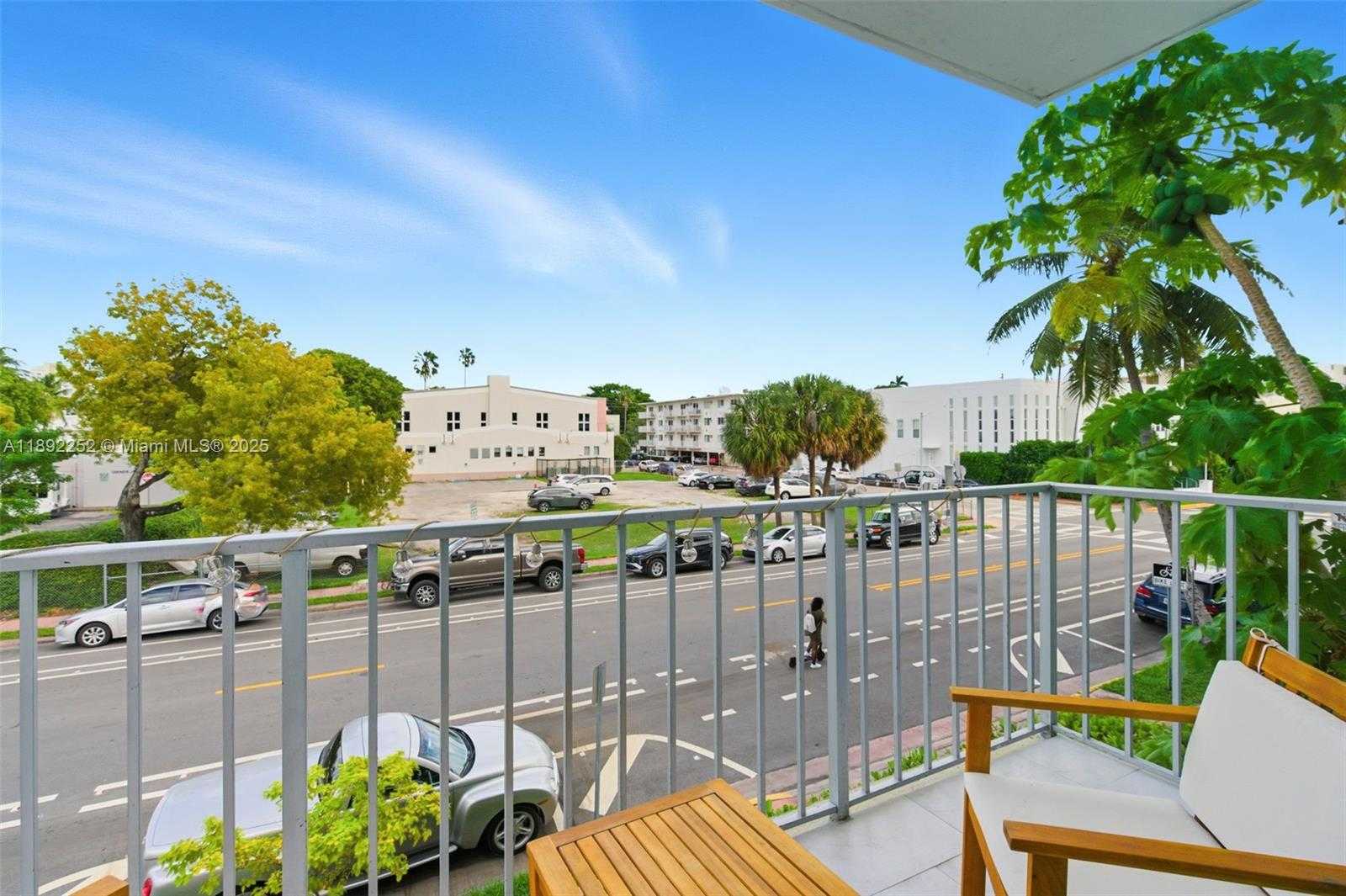 Small Image of 1428 EUCLID AVE #207, Miami Beach Number 9