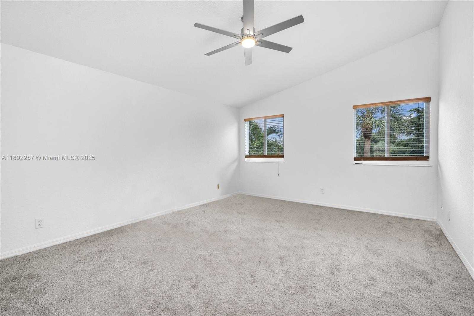 Small Image of 1637 SOUTH WEST 156TH AV, Pembroke Pines Number 13