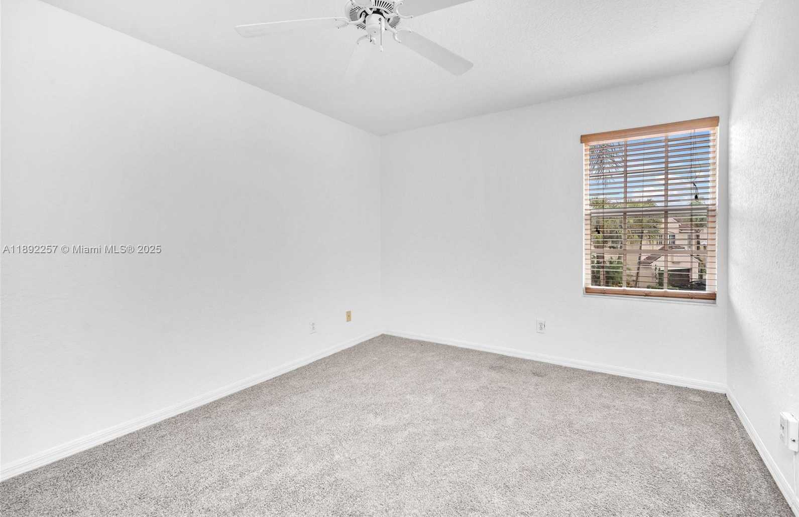 Small Image of 1637 SOUTH WEST 156TH AV, Pembroke Pines Number 14