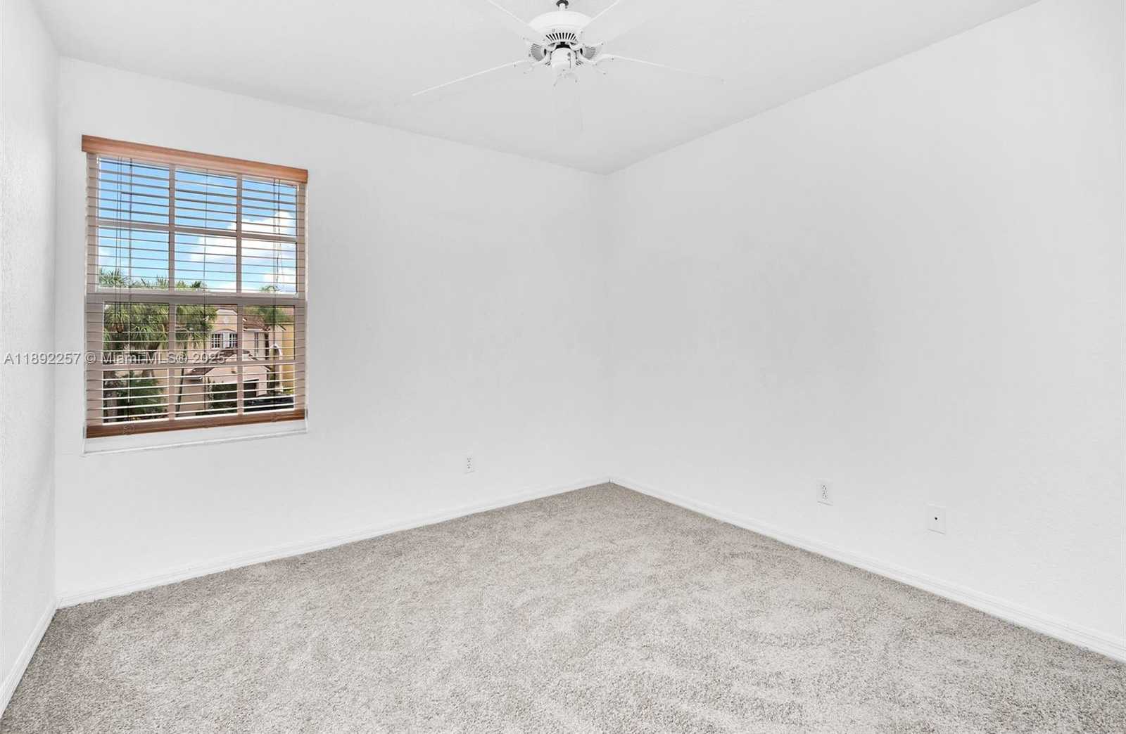 Small Image of 1637 SOUTH WEST 156TH AV, Pembroke Pines Number 18