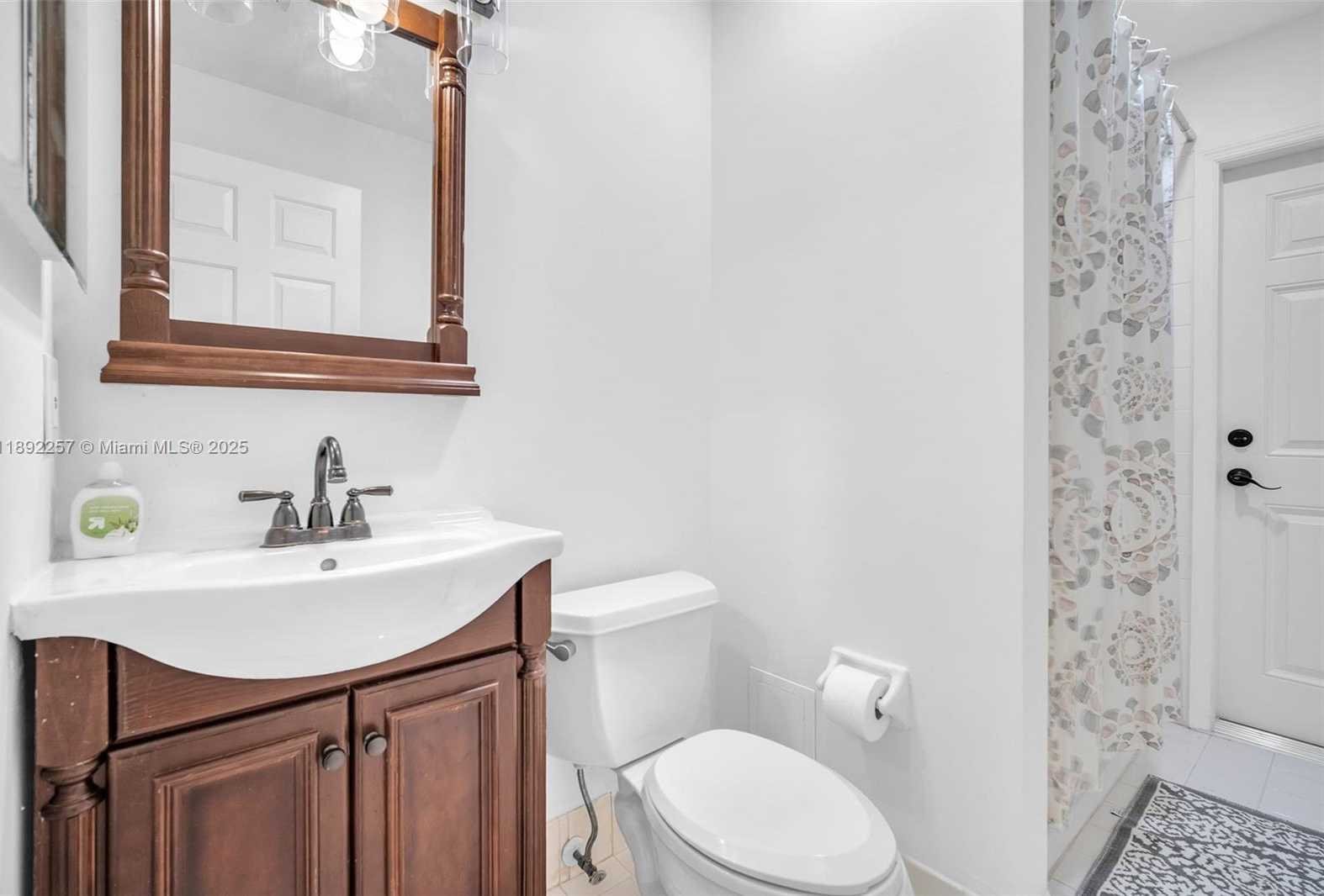 Small Image of 1637 SOUTH WEST 156TH AV, Pembroke Pines Number 21