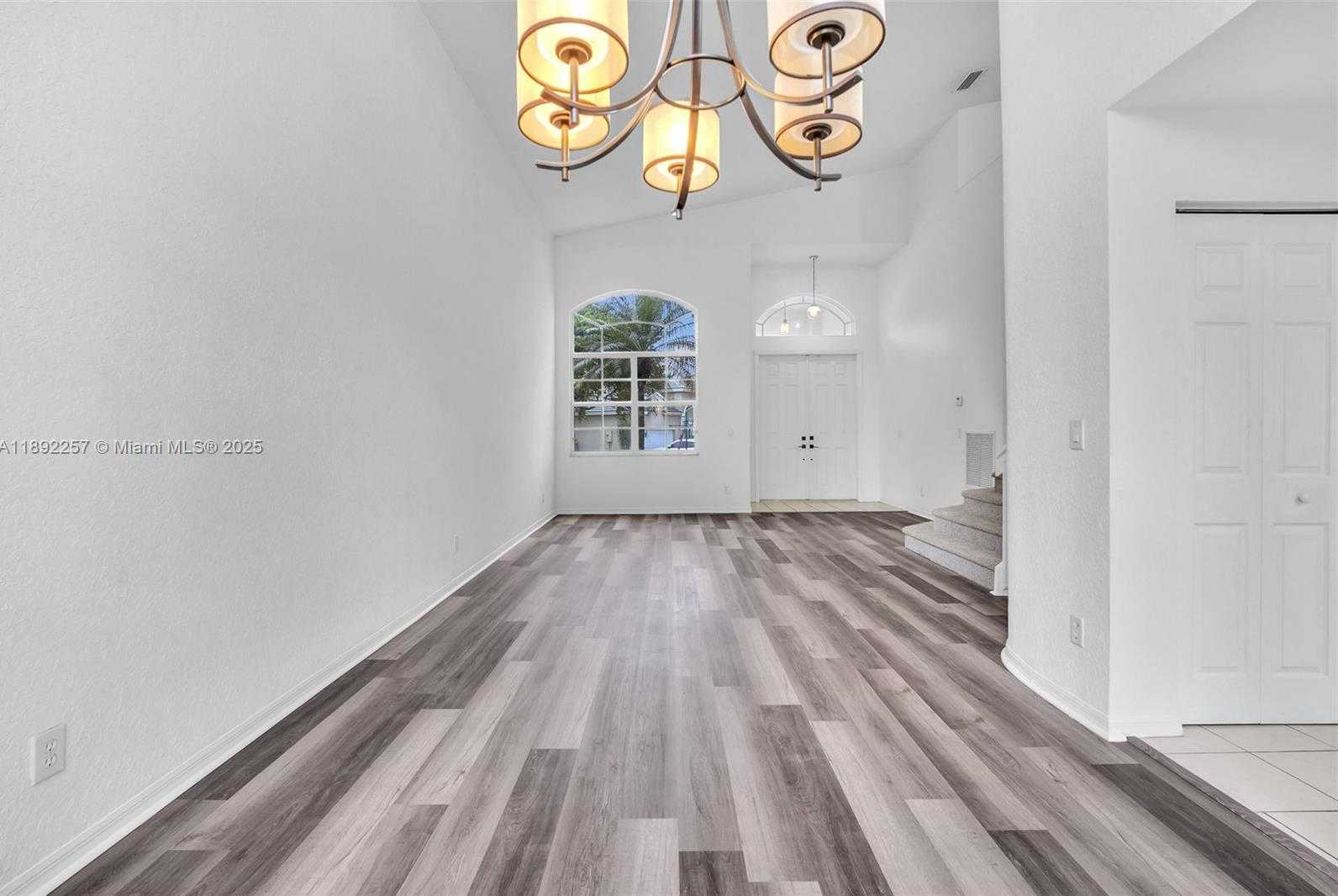 Small Image of 1637 SOUTH WEST 156TH AV, Pembroke Pines Number 5