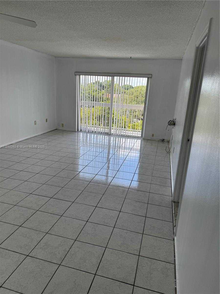 Small Image of Miami Number 2