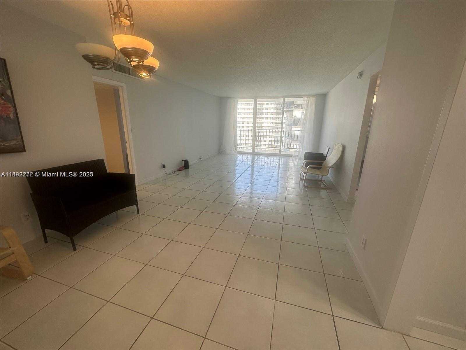 Small Image of 2030 SOUTH OCEAN DR #1705, Hallandale Beach Number 5