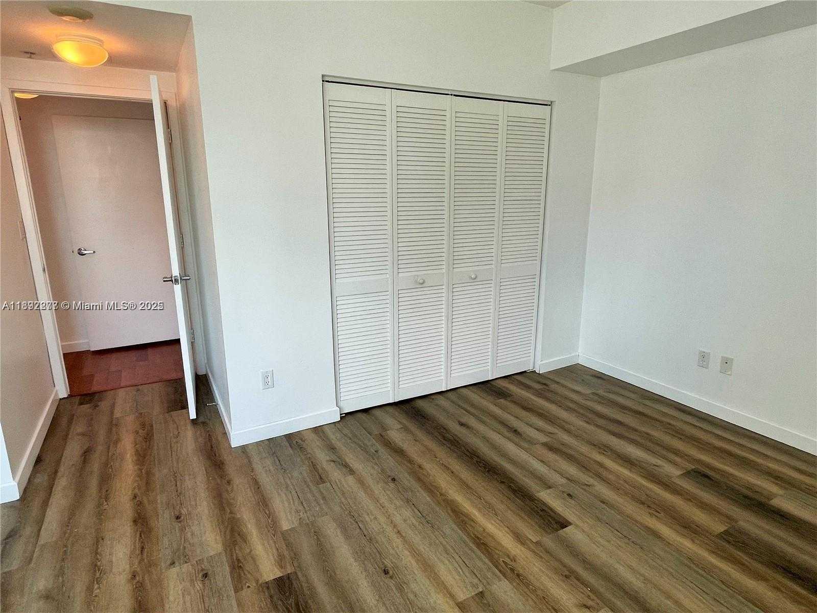 Small Image of 325 SOUTH BISCAYNE BLVD #2619, Miami Number 24