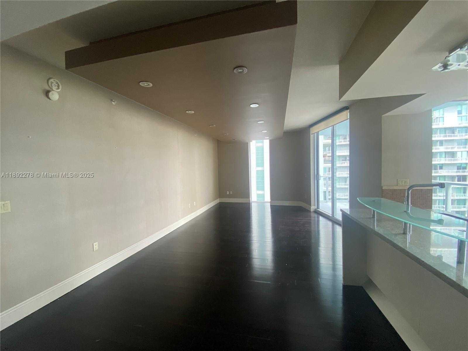 Small Image of 185 SOUTH WEST 7 ST #2312, Miami Number 10