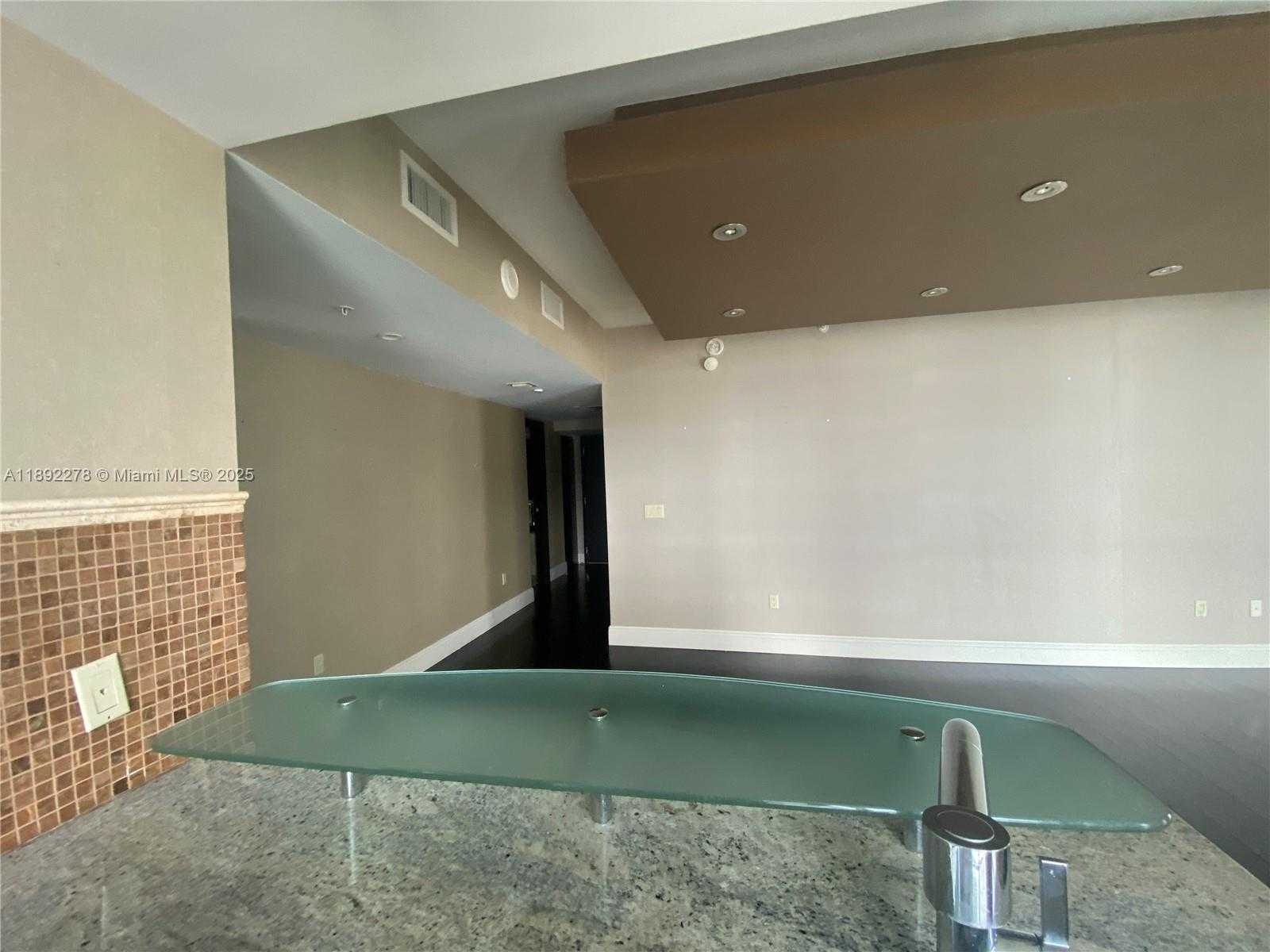 Small Image of 185 SOUTH WEST 7 ST #2312, Miami Number 7