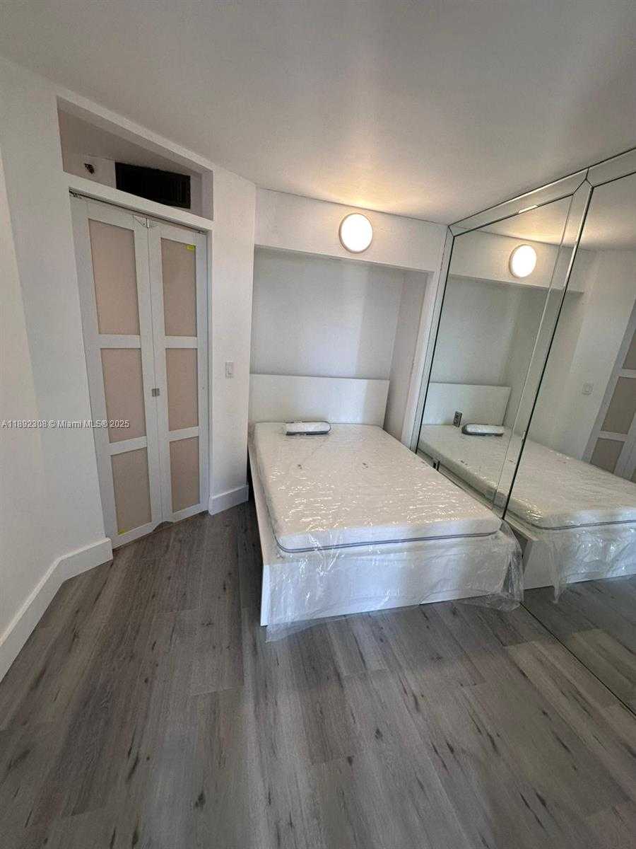 Small Image of 555 NORTH EAST 15TH ST #416, Miami Number 11