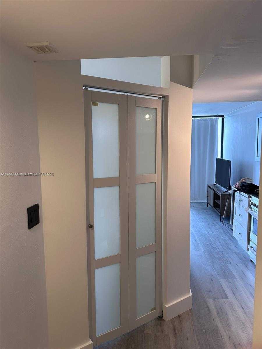 Small Image of 555 NORTH EAST 15TH ST #416, Miami Number 6
