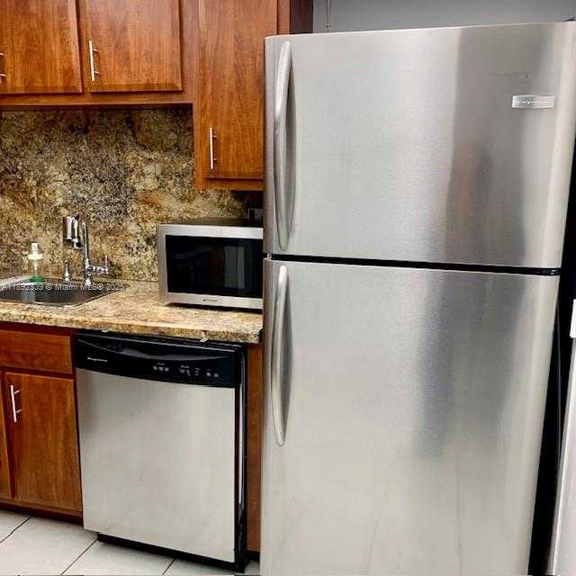 Small Image of 2030 SOUTH OCEAN DR #603, Hallandale Beach Number 3