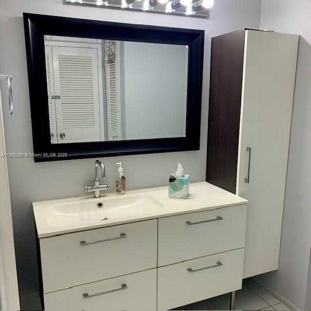 Small Image of 2030 SOUTH OCEAN DR #603, Hallandale Beach Number 6
