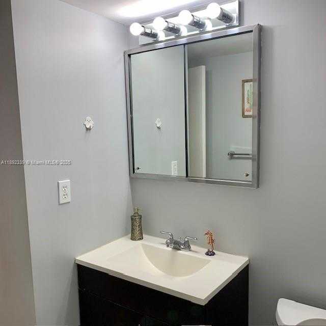 Small Image of 2030 SOUTH OCEAN DR #603, Hallandale Beach Number 7