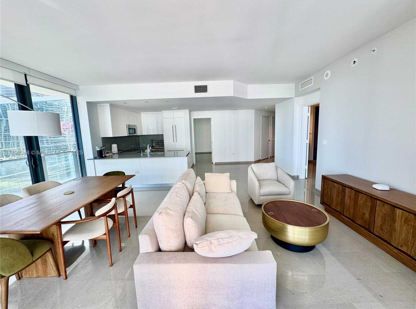 Small Image of 68 SOUTH EAST 6TH ST #1501, Miami Number 10