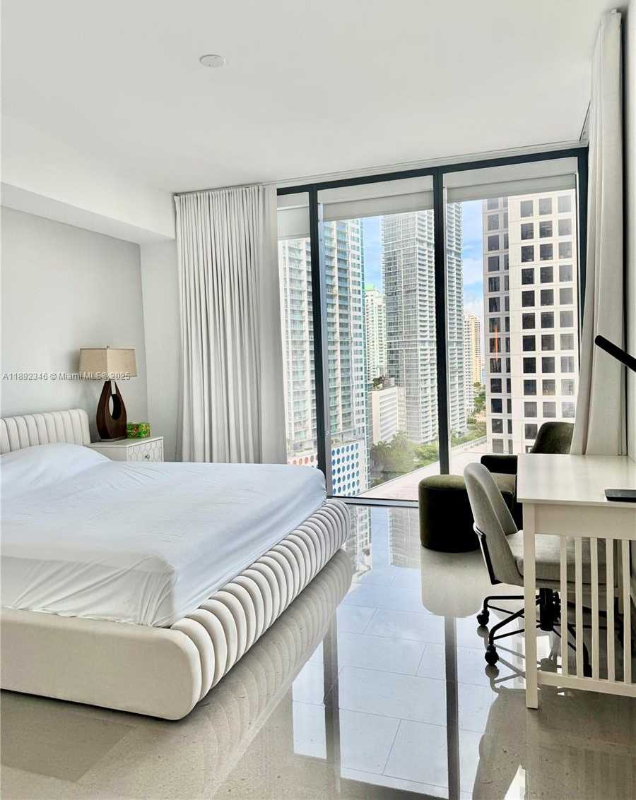 Small Image of 68 SOUTH EAST 6TH ST #1501, Miami Number 14
